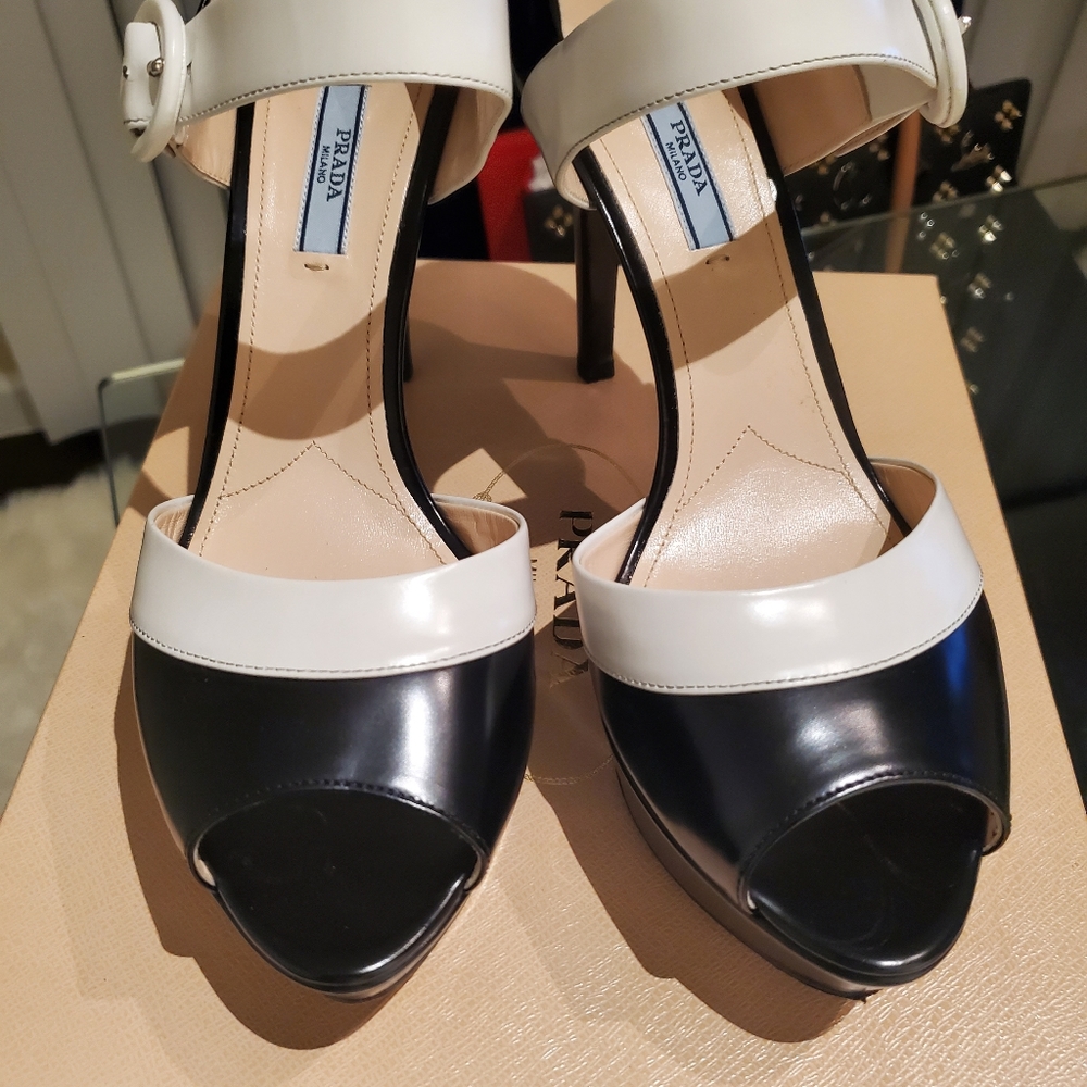 Prada Spazzolato Nero Talco Platform Heels - Picture 3 of 14